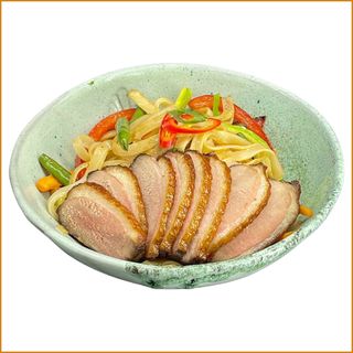 Noodles cu piept de rata