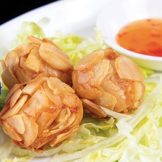 03 POLPETTE DI GAMBERI CON MANDORLE 