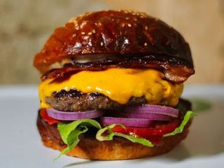 BLT BURGER
