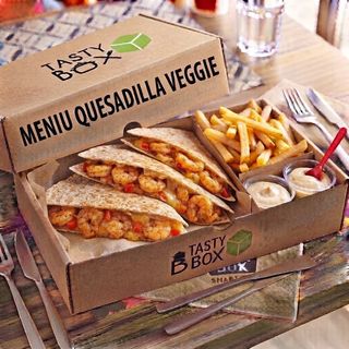 Meniu Quesadilla cu creveti cartofi prajiti si sos de maioneza cu usturoi