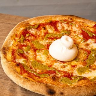 Pizza burrata e pistacchi