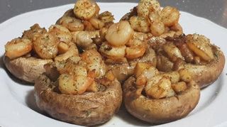 Champiñones Rellenos De Gambas