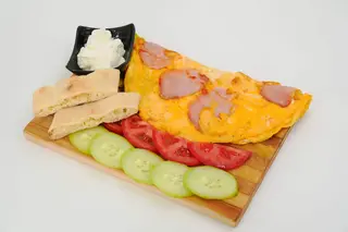 Omlet sa pršutom