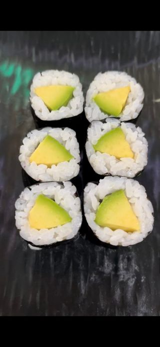 23 Hosomaki avovado - 6 pezzi