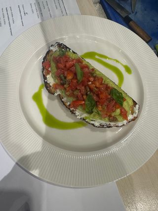 Брускета с рикота