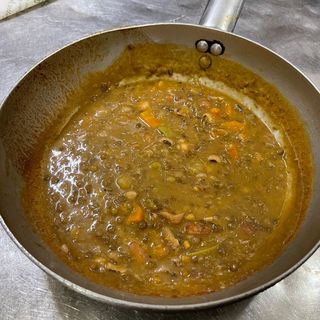 Minestrone lenticchie, piselli e patate