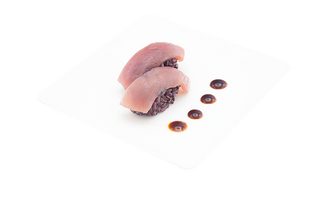 53. Nigiri black maguro
