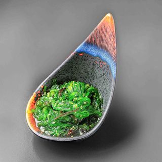 Insalata di alghe con sesamo