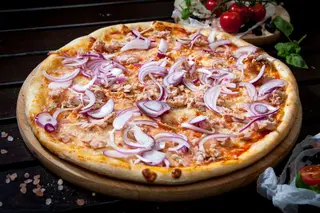 Pizza Tonno e cipolla