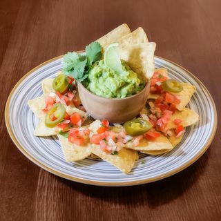 Guacamole Casero con Totopos Crujientes