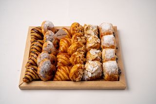 Petit Plateau Mini Viennoiserie 24pc