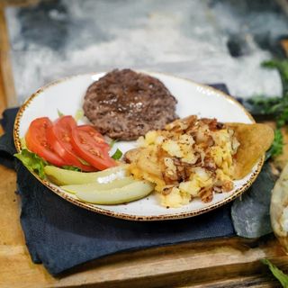 Կոտլետ՝ հորթի քյալլի փափկամսից կարտոֆիլի ճմուռով