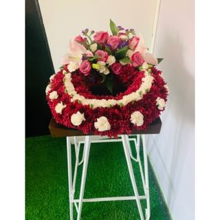 ROUND WREATH I