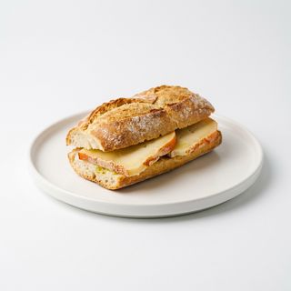 Bocadillo De Queso Mahón