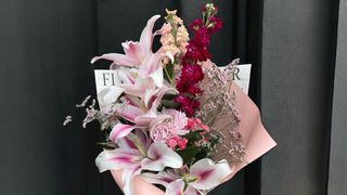 Buket bebi roze cveće