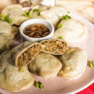 Pierogi z kapustą i borowikami 8szt