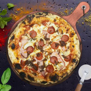 Pizza Cuatro Carnes  (32 Cm.)