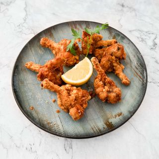 81. Bolitas De Pollo (alitas)