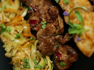 Plats Teriyaki Assortiment 12 Pcs