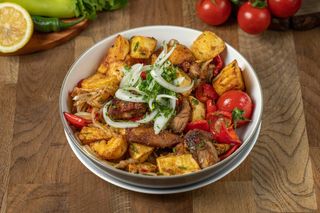 ოჯახური ხბოს ხორცითა ბოსტნეულით