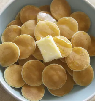 Mini tortitas con caramelo y nata (5 uds.)