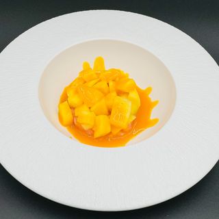 34. Tartare sake mango