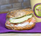 Bagel salmón & avocado