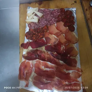 TABLA VARIADA