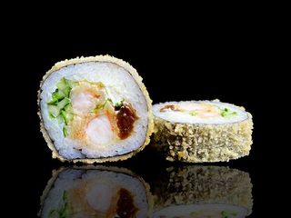 FUTOMAKI EBI TEMPURA PANKO 6 szt.