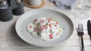 Piept de pui cu gorgonzola si rodie 200g
