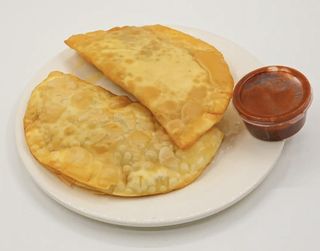 Чебурек жареный