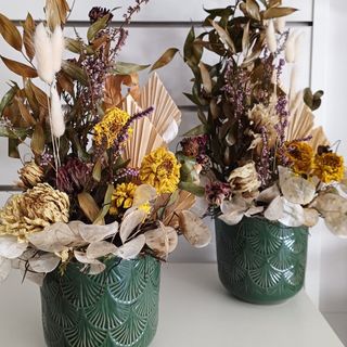 Centro en base cerámica 