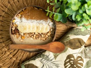 Whey protein vanila i kokos granola obrok