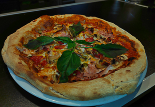 Пица Капричоза (30см)