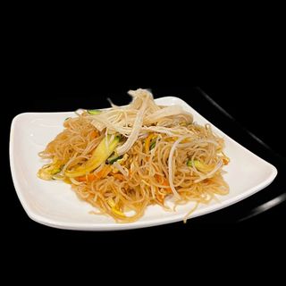 M210 Spaghetti di riso con pollo