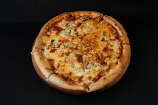 Quattro Formaggi  pizza