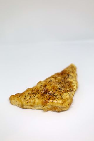 Placinta cu branza si verdeata