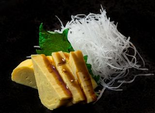 Sashimi Tamago