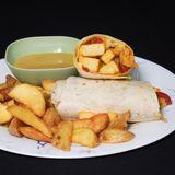 Kathi Roll cu Tofu Prajit , Cartofi Wedges cu Sos de Hrean in Otet de Mere 
