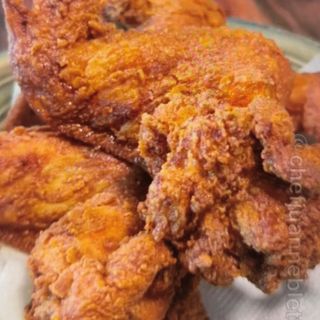  6 alitas de pollo frita + papas fritas