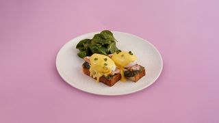 Benedikt spanać i slaninica