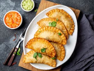 Empanadas de Cebolla y Queso (3 pezzi)