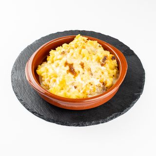 Zapečeni krumpir sa vrhnjem