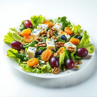 Салата с грозде и сирена