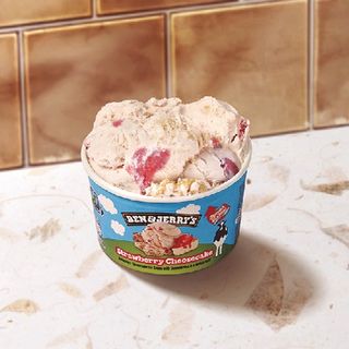 Tarrina Ben & Jerry's de Strawberry Cheesecake