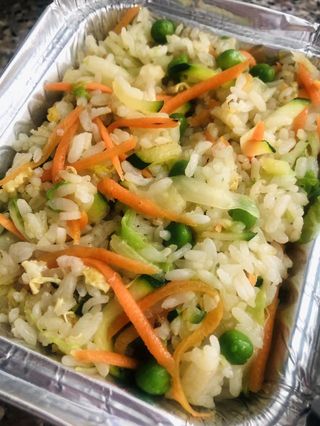 77.RISO CON VERDURE E UOVO