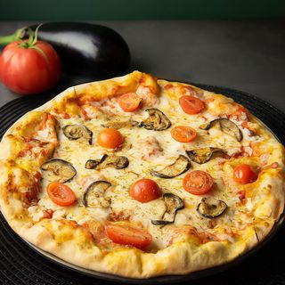 Pizza Calvi (33 cm.)