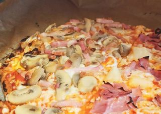 Pizza De Pollo (Mediana)