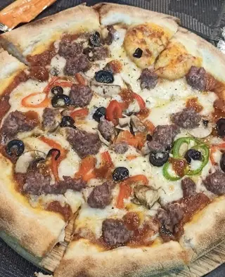Pizza Viande hachée (m)