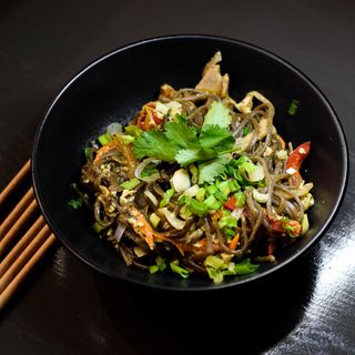 Локшина з телятиною (300г)